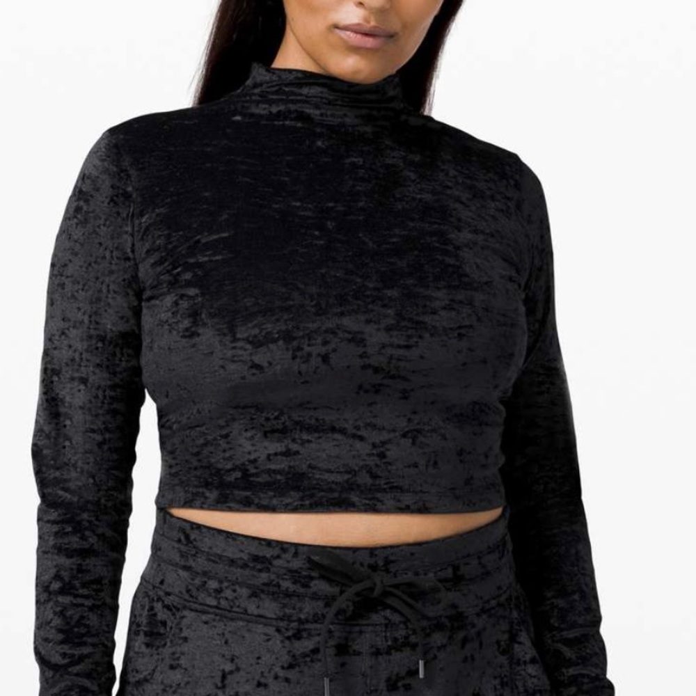 All aligned Mock Neck long sleeve shirt crushed velvet *special edition
